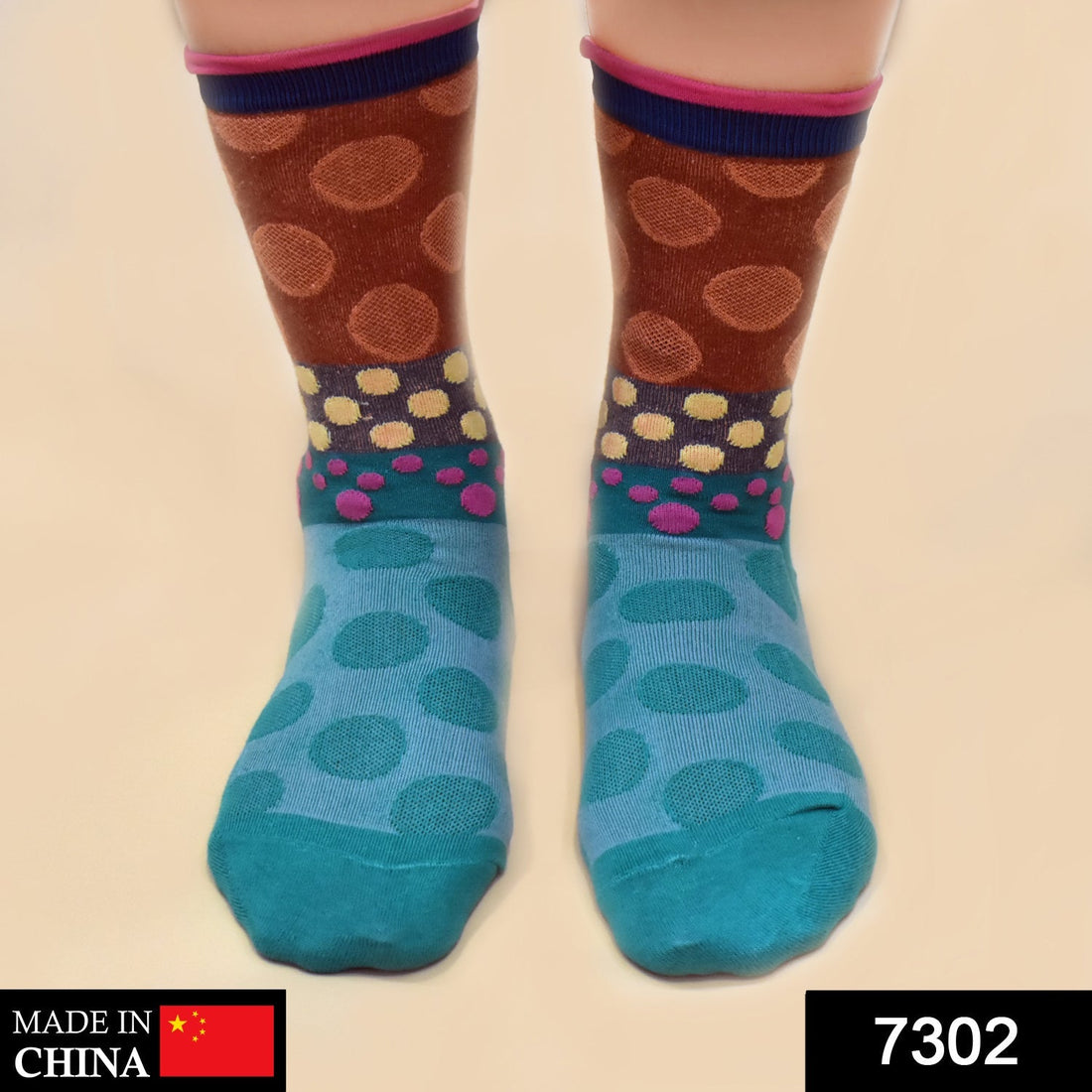 Thickened breathable socks.
