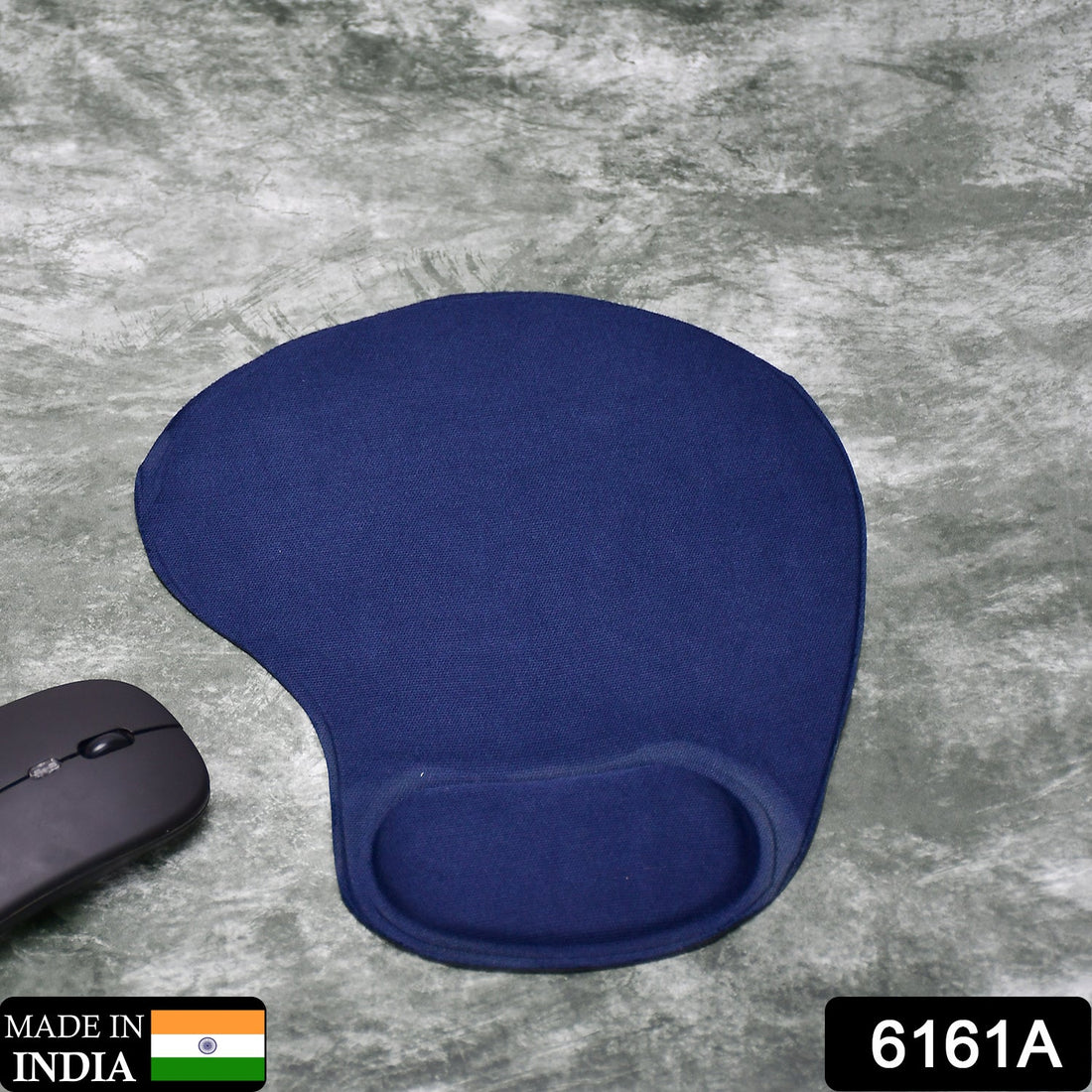 Wrist support mouse pad for computer use, top view