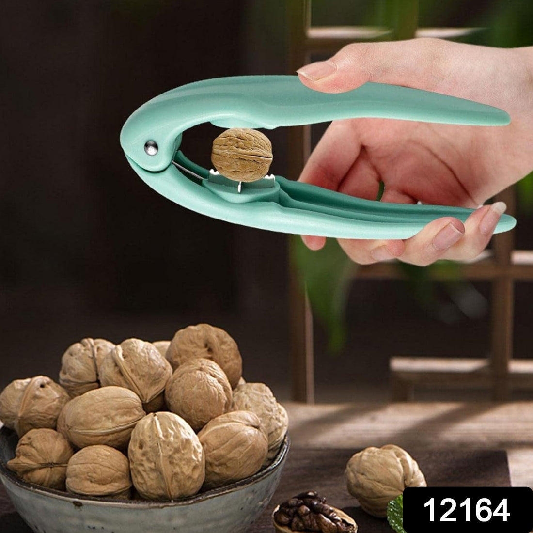 NutCrack Pro