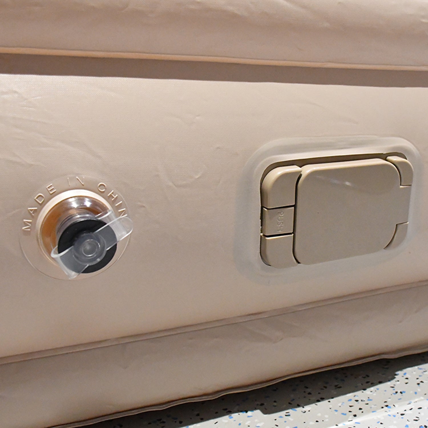 Portable Inflatable Bed Folding Lazy Bed (190x100x40 Cm / 1 Pc)