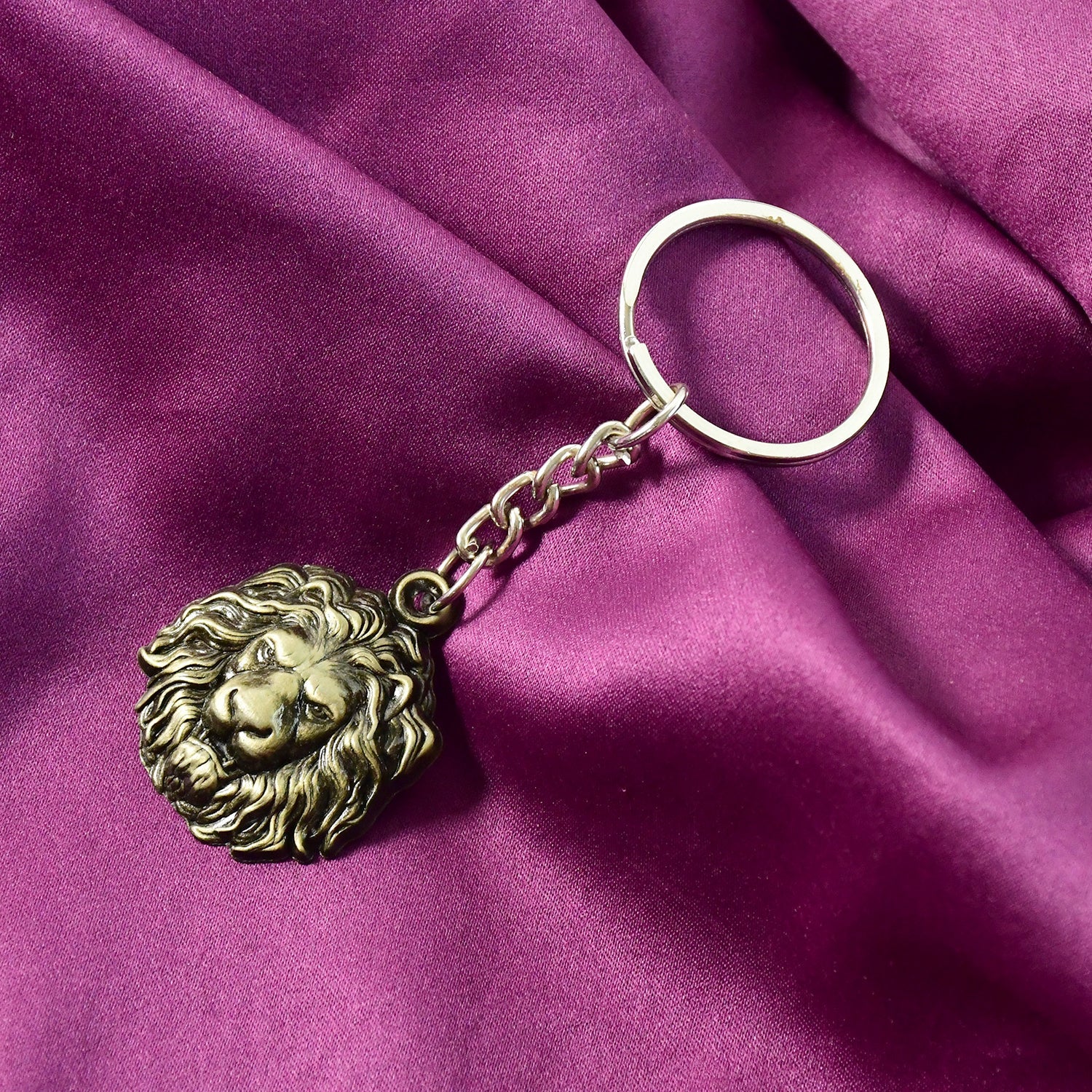 Premium Lion Head Metal Keychain (1 Pc)