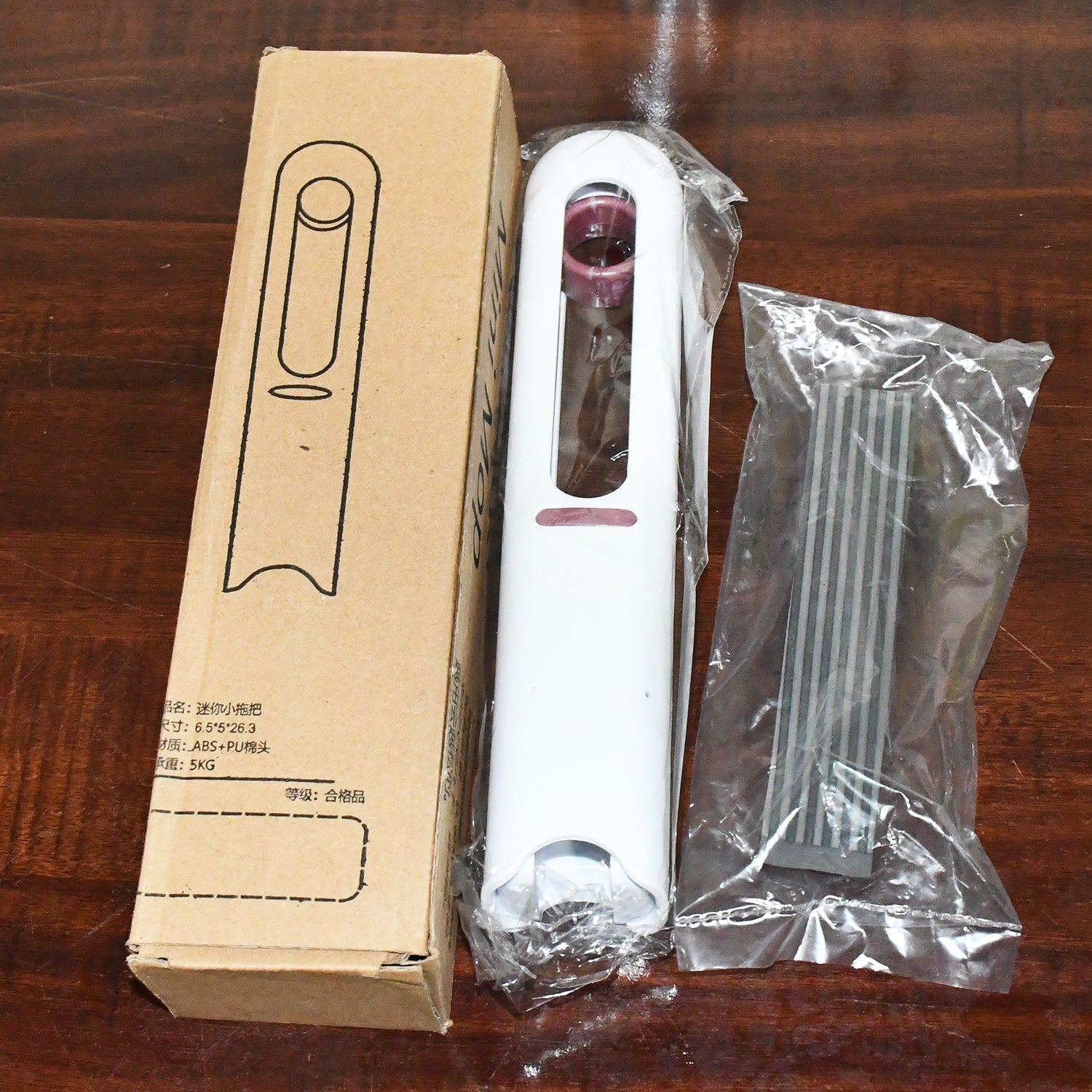 Portable Self-Squeeze Mini Mop – Strong Absorbent Mop for Bathroom & Kitchen