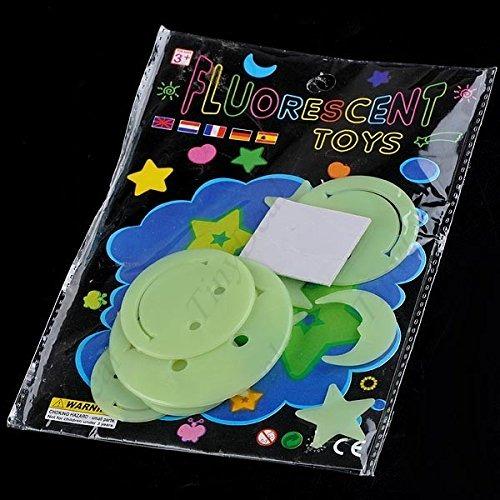 Glow-in-the-dark drawing board with light