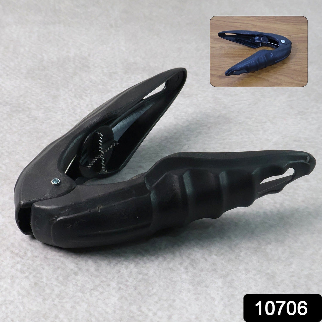 Multipurpose Walnuts and Seafood Cracker Tool - (1 Pc)